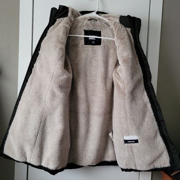 Land's End black faux fur lined coat - Picture 2 of 4